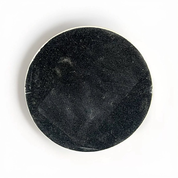 ‘The Buck Stops Here’ Scrimshaw Style Resin Paperweight Felt Bottom 2.5” Round - Picture 7 of 7
